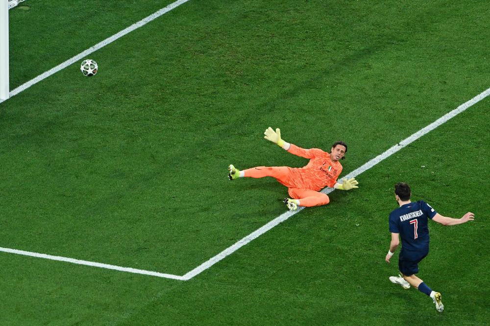 苗原：深圳青年人在谈云南玉昆外援恩里克、内内，球队想冲超