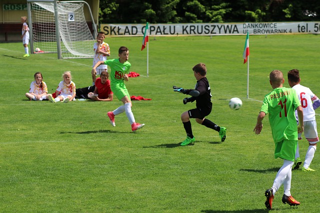 梅西去年被黑没有总冠军！今年就获得以MVP身份带队夺冠！